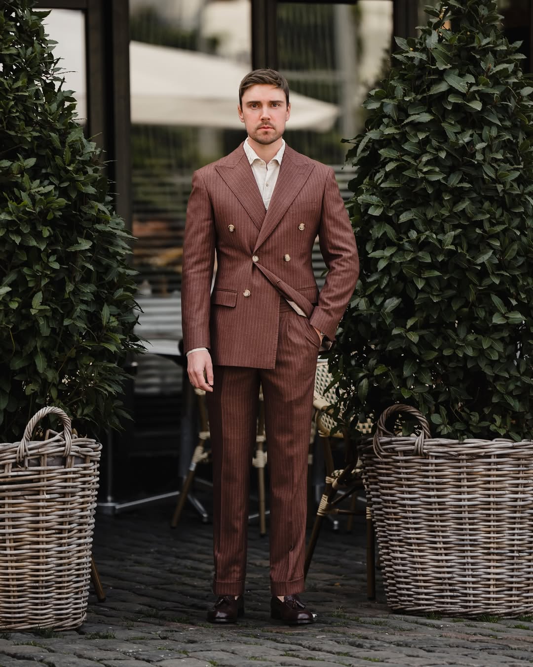 Double-breasted Suit